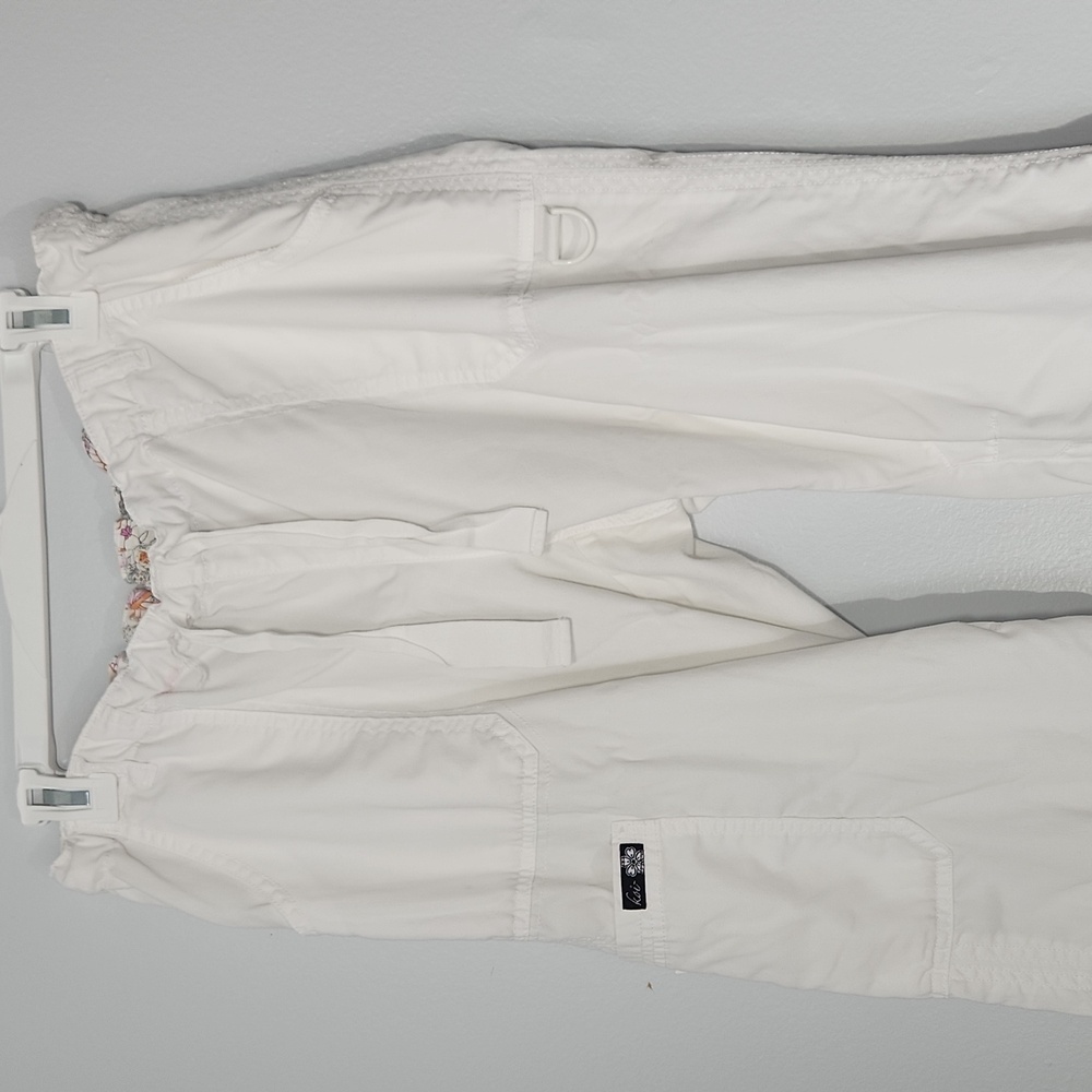 Koi scrubs cargo nursing pants women's large white